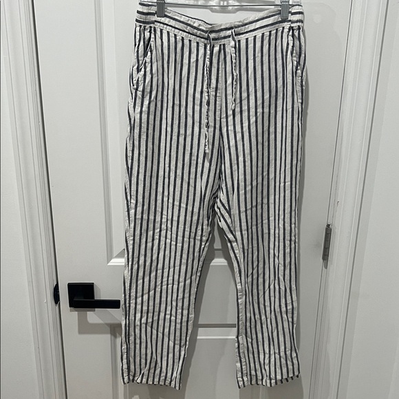 Hem Pants - Hem White‎ and Navy Vertical-Striped Straight-Leg Pants Size Medium